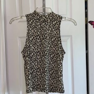 High neck short sleeve crop top